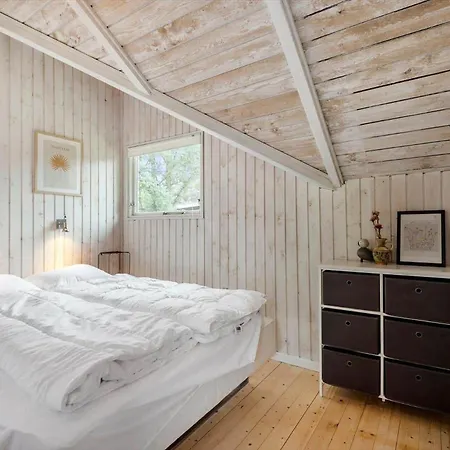 Bv287-blavand-soren-lassens-vaenge-11 *