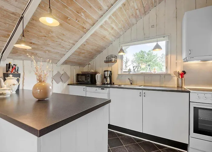 Bv287-blavand-soren-lassens-vaenge-11 *